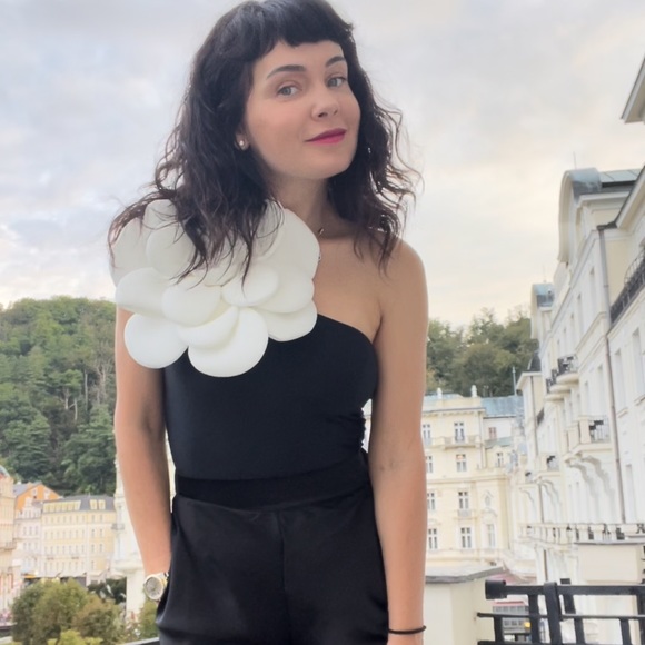 Meet your Posher, Iryna - Picture 1 of 1